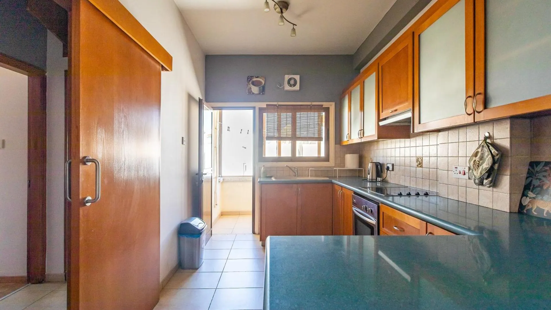 3 Bedroom Central Apartment Larnaca