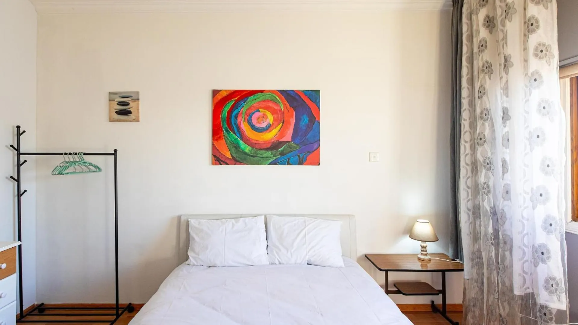 3 Bedroom Central Apartment Larnaca