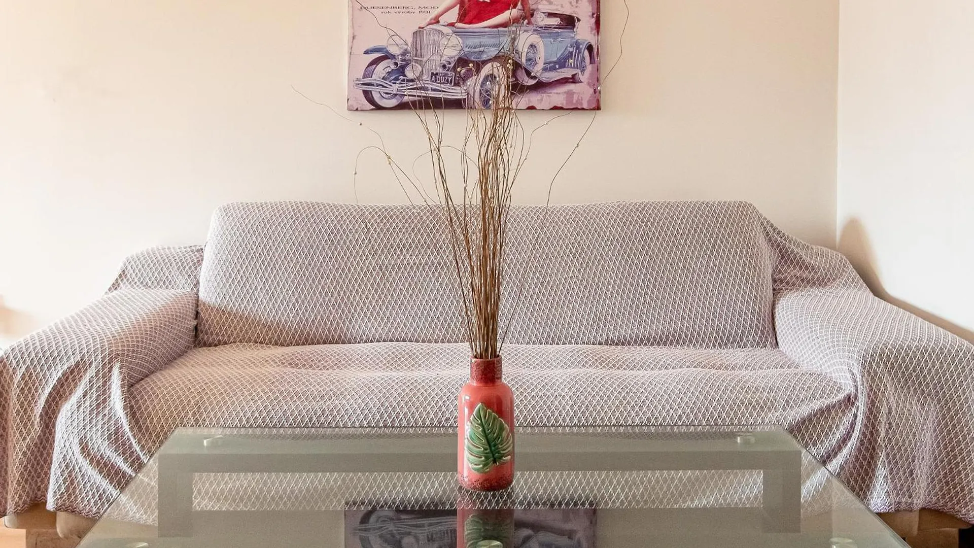 3 Bedroom Central Apartment Larnaca 0*,