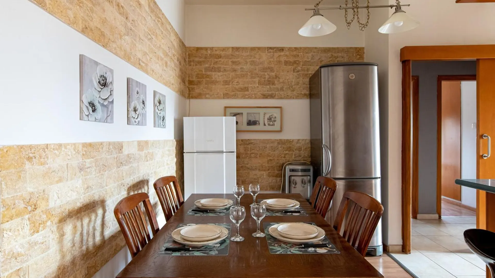 3 Bedroom Central Apartment Larnaca 0*,  Cyprus